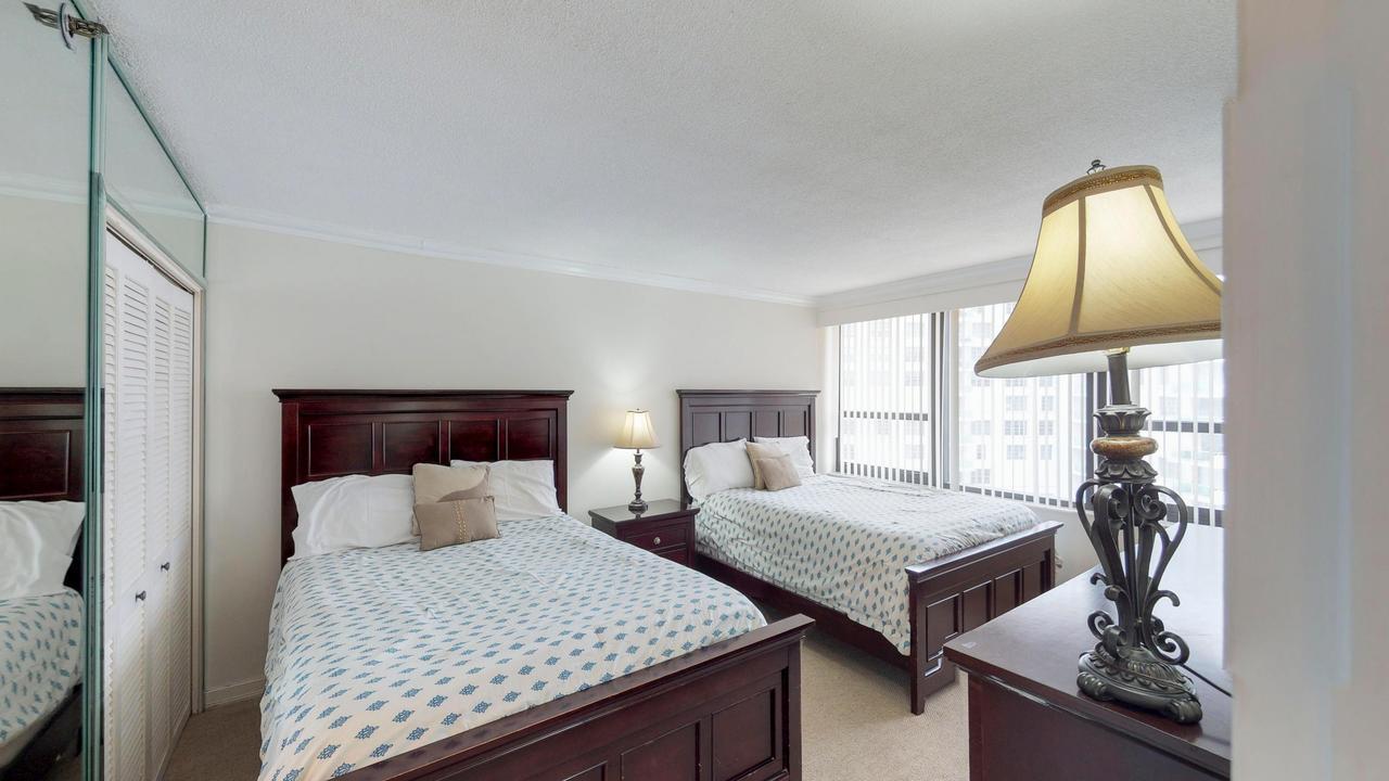The Alexander: Miami Beach Apartment Стая снимка